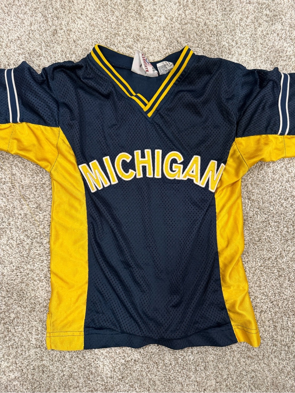 VINTAGE MICHIGAN WOLVERINES Youth Mesh Short Sleeve Jersey